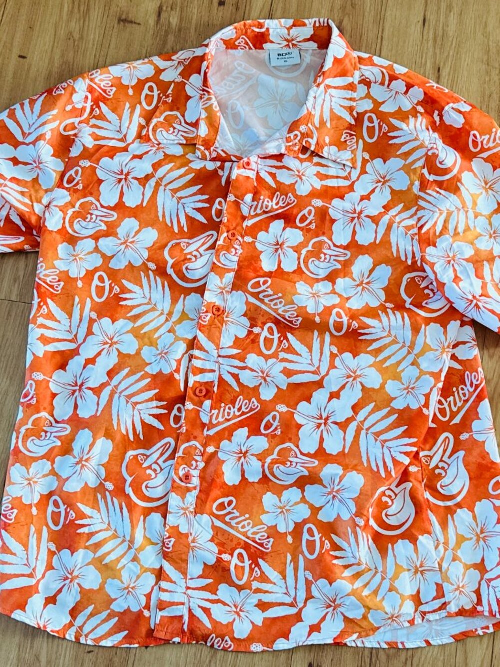 Baltimore Orioles SGA 2022 Hawaiin Shirt Giveaway XL Orange/White Floral Pattern